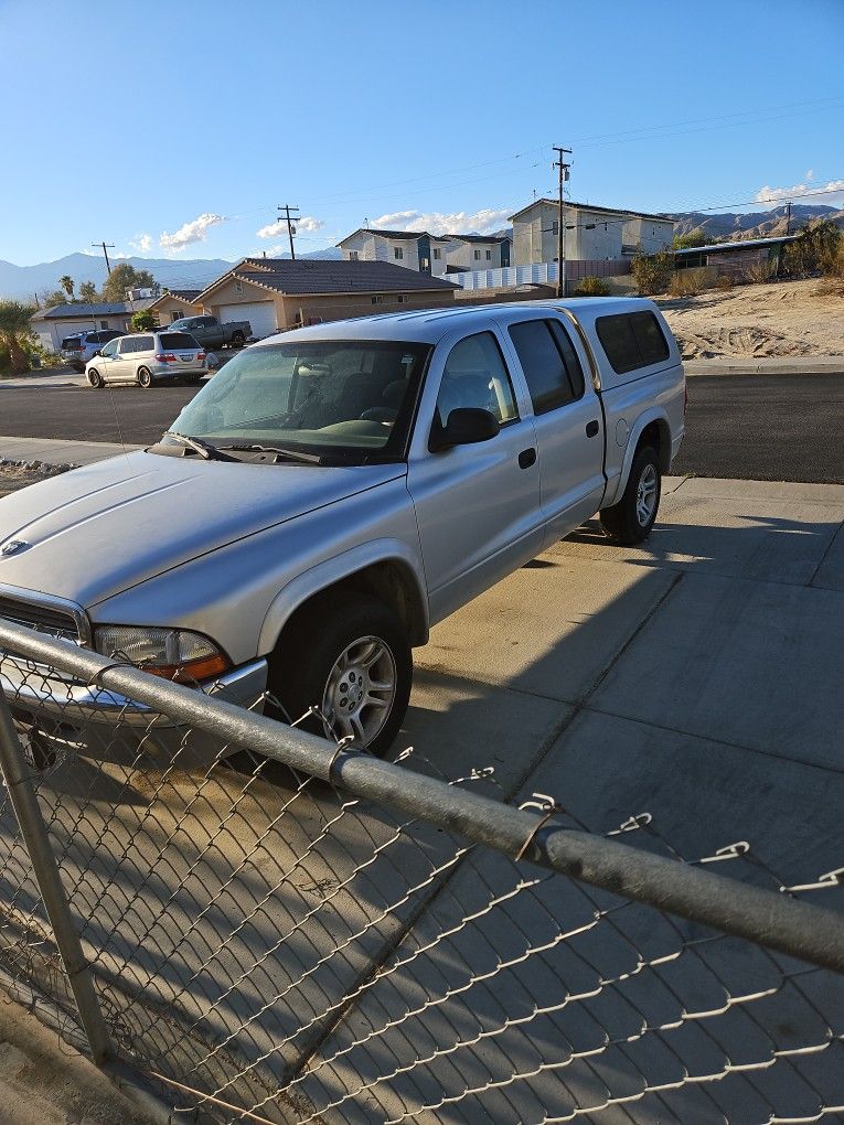 2004 Dodge Dakota