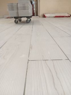 Trabajos de tile y laminado