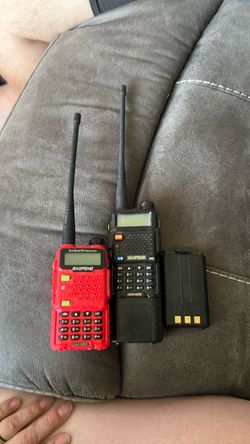 Baofeng UV-5R Dual Band Two-Way Radios – Pair