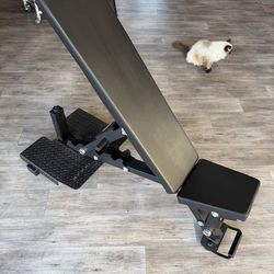 Rouge adjustable bench 2.0 with spotter platform