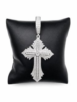 925 Sterling Silver 5.78CT MOISSANITE Royal Cross Men’s Pendant Iced -Out