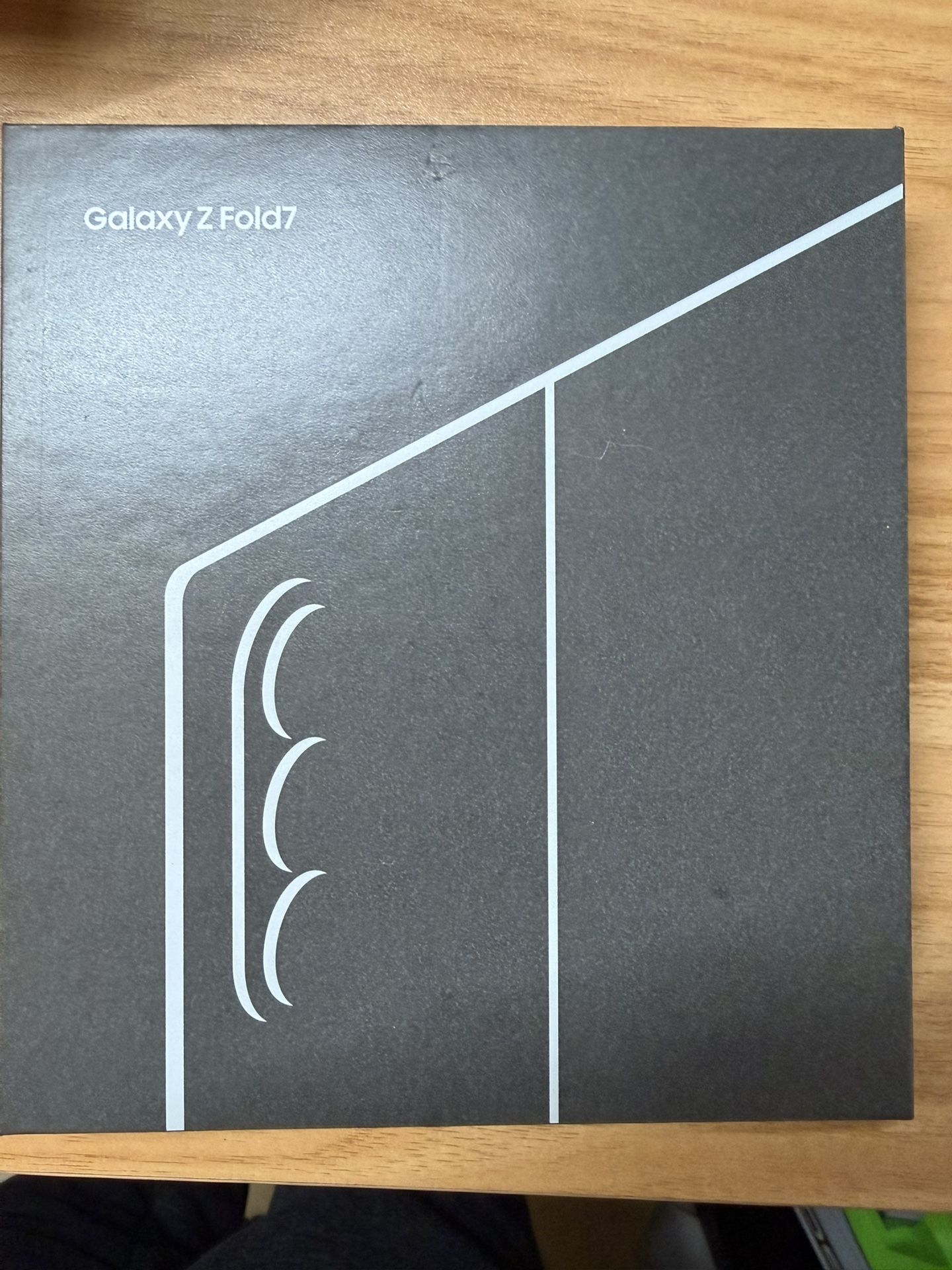 2025 Galaxy Z Fold 7 (Ultra Blue) Includes Case For Protection 