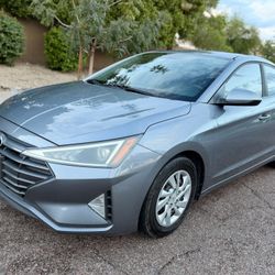 2019 Hyundai Elantra 