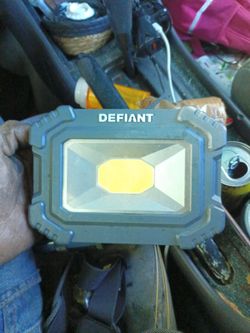 Defiant 1200-Lumens Utility LED light