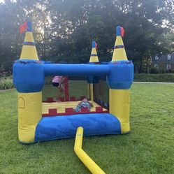 Kids Bounce Castle 