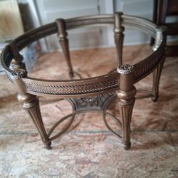 Roth Iron table w/glass top