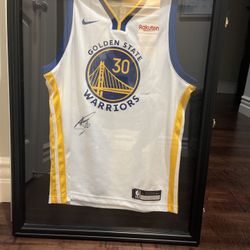 Autographed Steph Curry Golden State Warriors Jersey-Frame Included