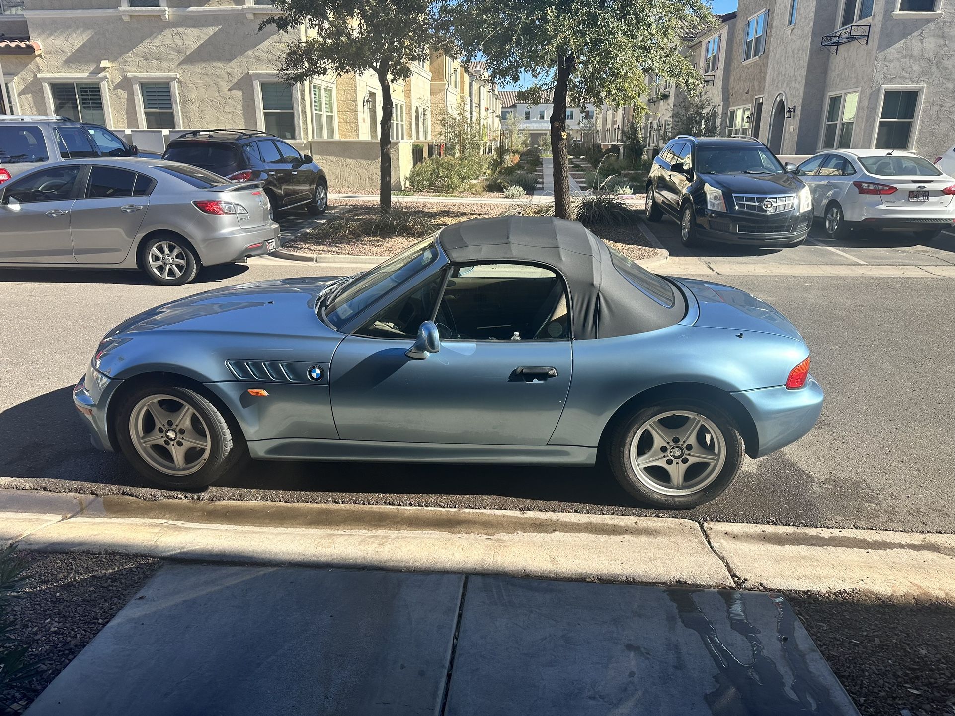 Blue Beamer Convertable 1996 Z3