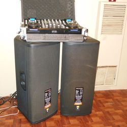 DJ Equipment 