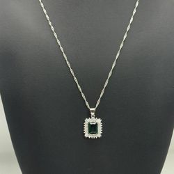 925 sterling silver Emerald CZ pendant charm w rope 20” chain necklace