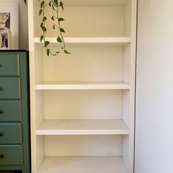 White 4-Shelf Bookcase / Storage Shelf