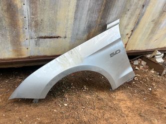 Fender Ford Mustang  driver side 2018-2023