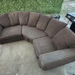 *Free Delivery* Sectional Sofa Couch 