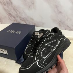 Dior B30 Black Brand New Size 10