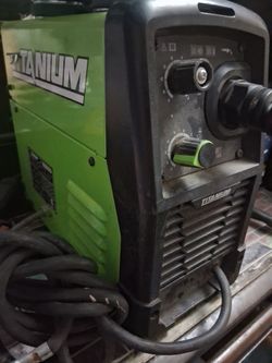 Titanium Easy-Flux 125 Amp Welder
