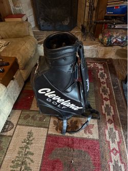 Cleveland staff bag