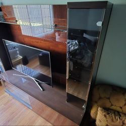 Solid Heavy Entertainment Center – High-Gloss Dark Wood – Must Go!