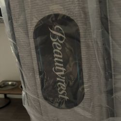 Beautyrest Plush Queen Mattress + Low Profile Box Spring