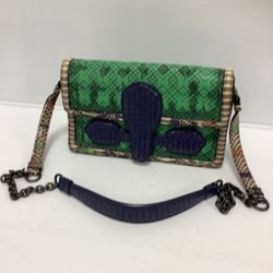 Bottega  Veneta Green Leather Irish Madras Peyton Skin Shoulder Bag Handbag