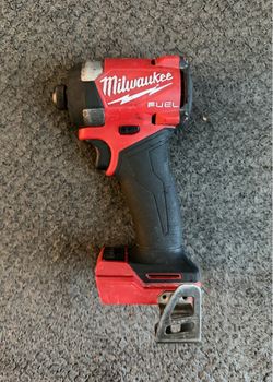 Milwaukee fuel impact driver