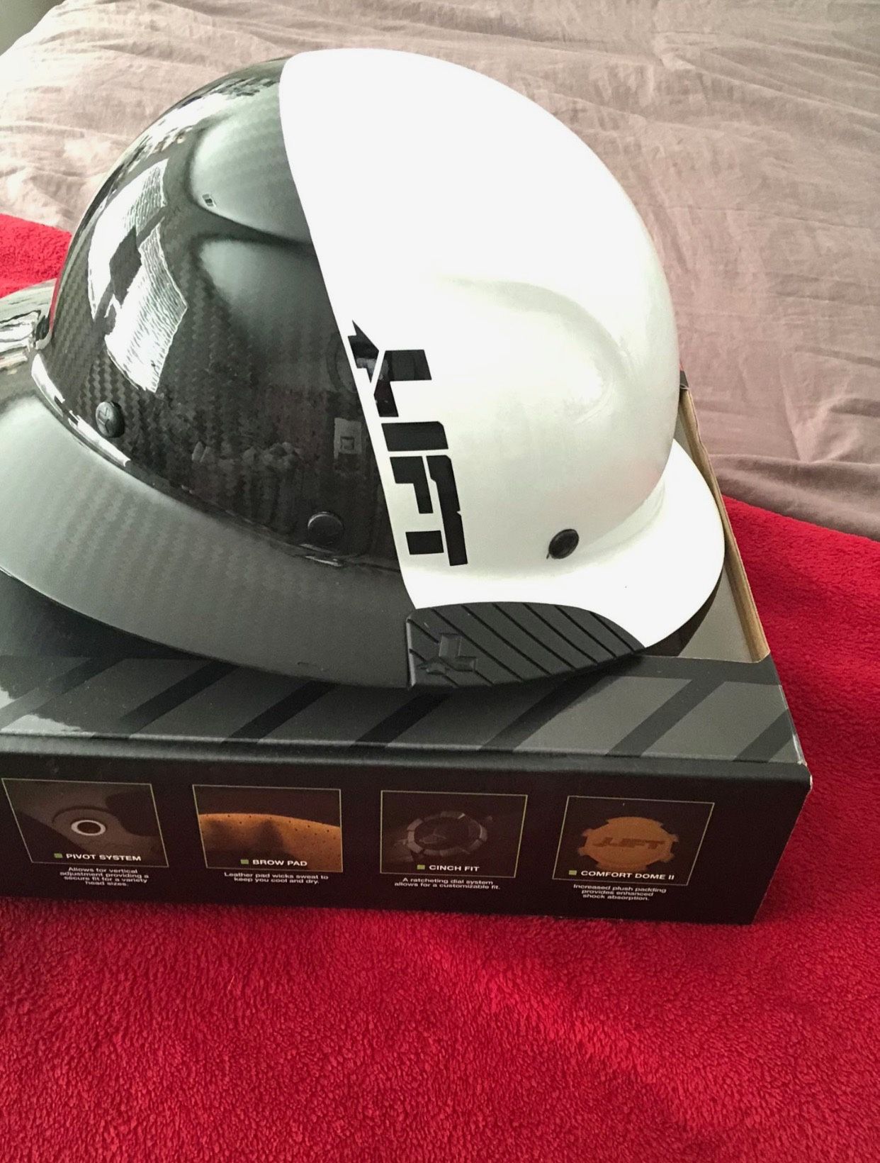 Lift Safety Hard Hat Full Brim Carbon/black/white