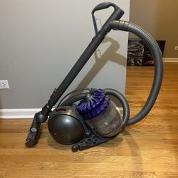 Dyson Cinetic Big Ball Multi floor Pro Vacuum 