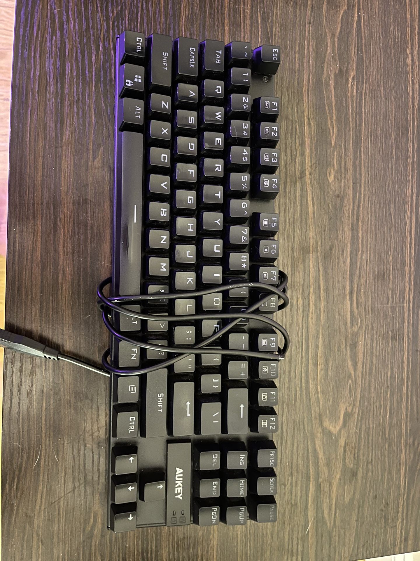 Aukey Gaming KM-G9 KMG9 TKL Compact 87-Key Mechanical Computer Keyboard