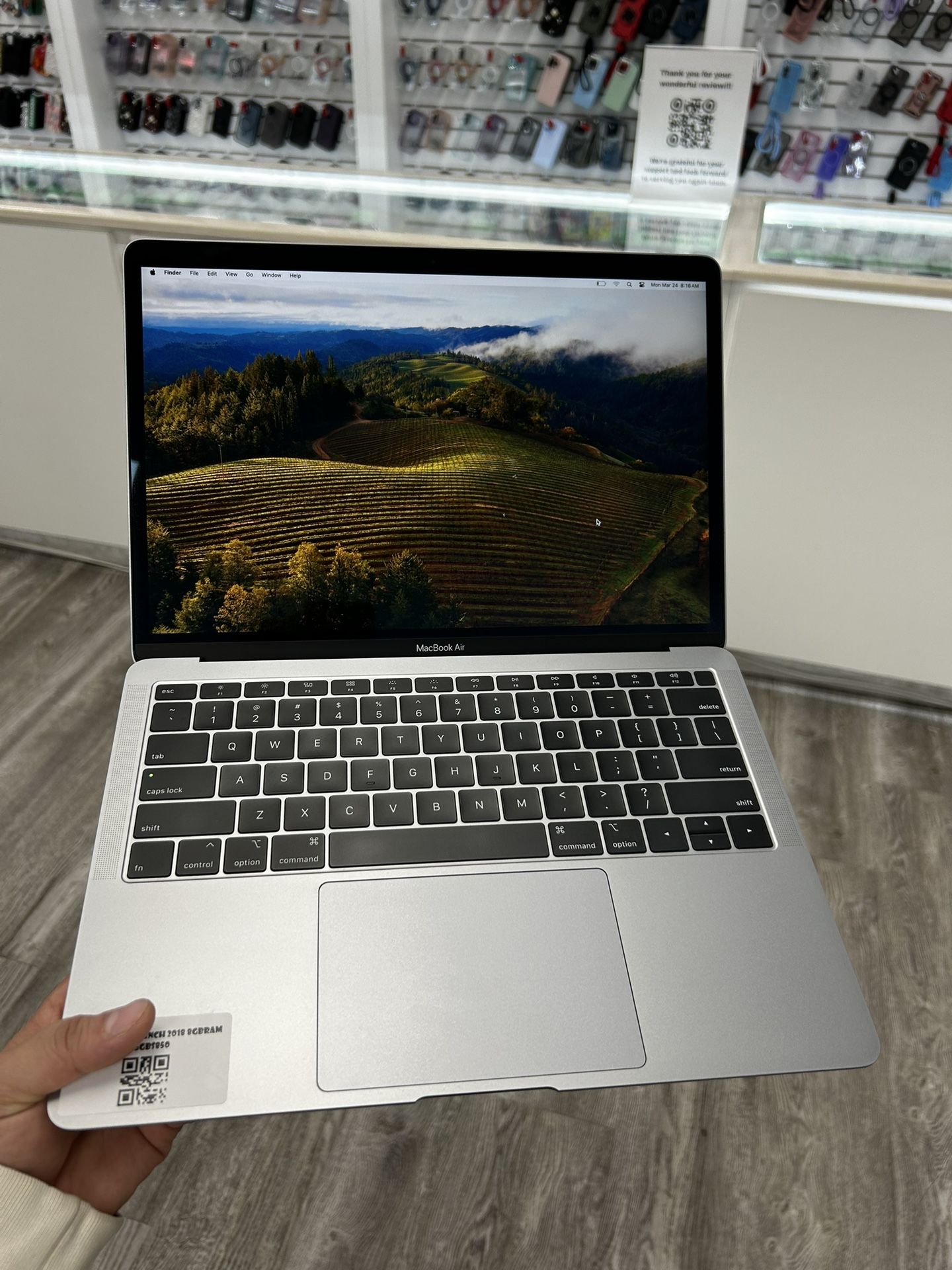 MacBook Air 13 Inch 2018 8gb Ram 256gb