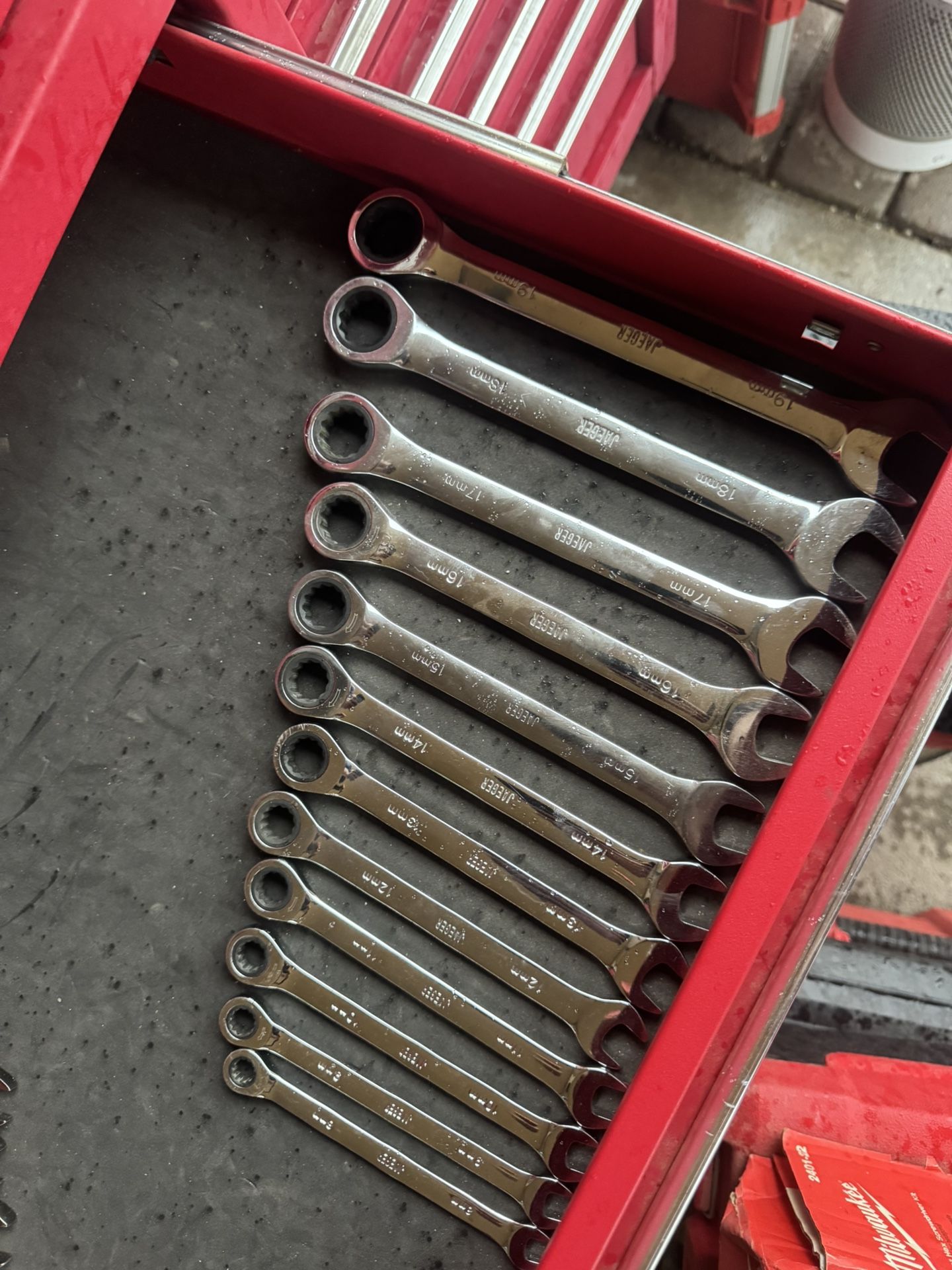 12pc Metric Ratcheting Wrenches