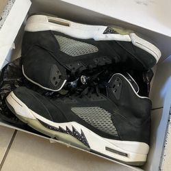 Air Jordan 5 “Oreo” size 12