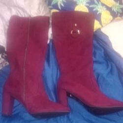 $10 NEW LONG BOOTS SIZE 8.5. I paid $37+taxes