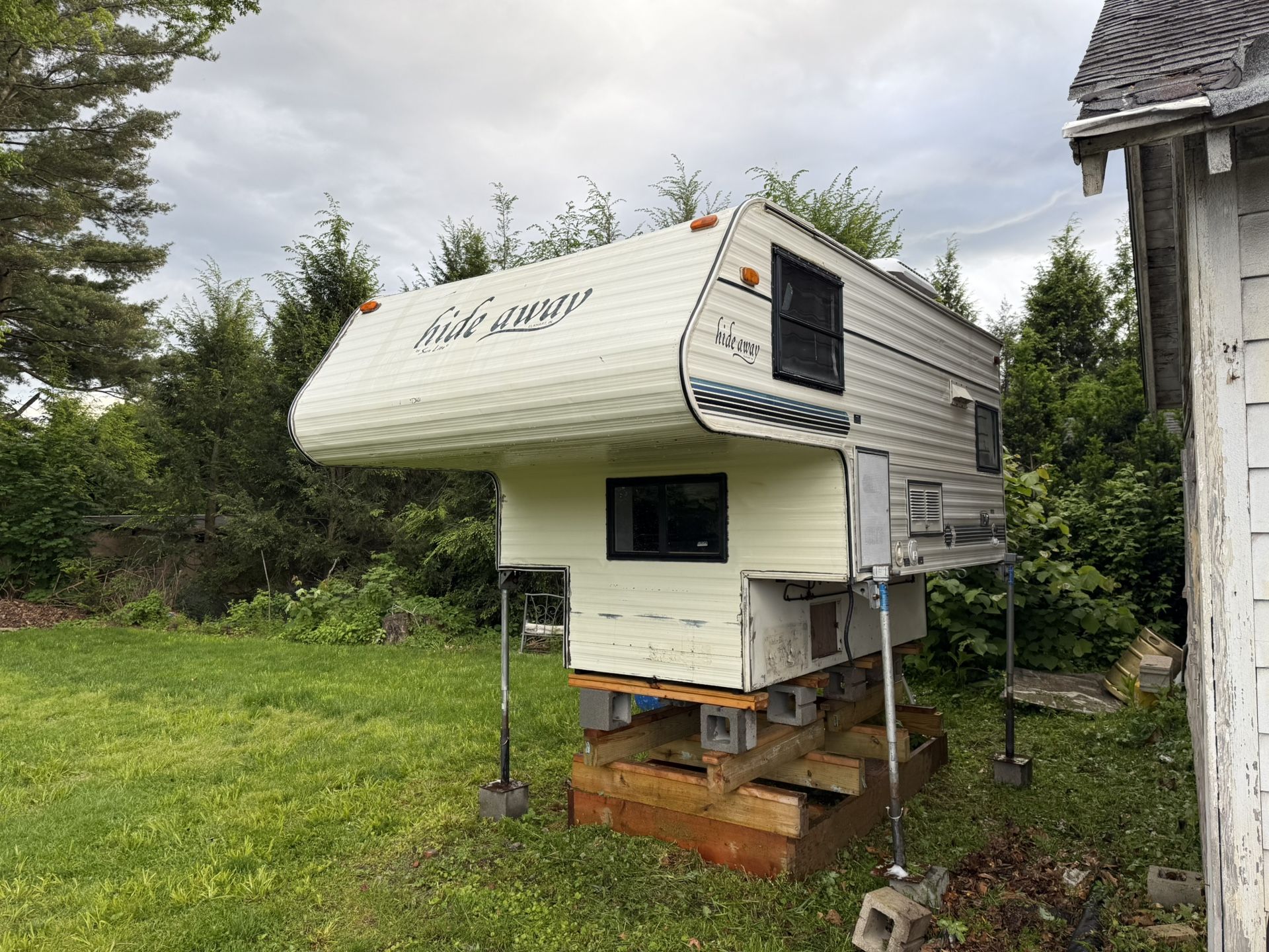 1994 Sun-Lite Hide Away