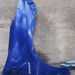 2017 2018 2019 2020 2021 2022 TOYOTA PRIUS PRIME RIGHT PASSENGER FENDER