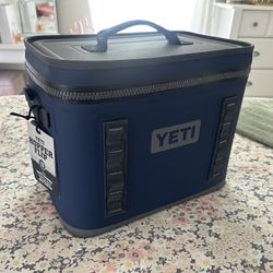 YETI Hopper Flip 18 Portable Soft Cooler NEW with Tags 