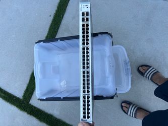 Hp instant on 48 port 1390 POE  gigabit switch
