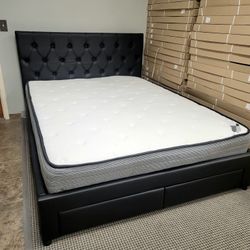 NEW QUEEN-SIZE MATTRESS AND BOX SPRING - 2PC