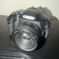DSLR Canon T3I