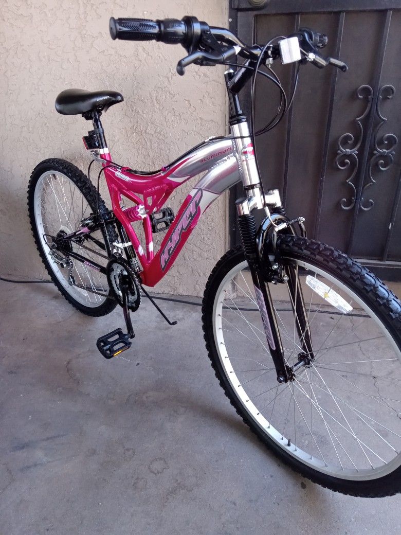 Bike Hyper Tires Size 26 Very Good Condition