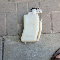 Toyota Tacoma and Tundra Windshield Wiper Fluid Reservoir