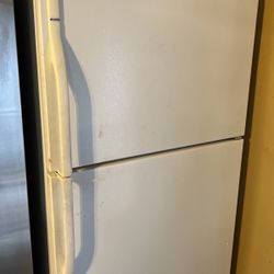 Kenmore Top And Bottom Icemaker Excellent Condition