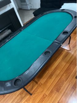 8 Player Foldable Poker Table w/ Cup Holders