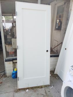 Two new prehung doors. Trimline brand New Old stock 32 in by 80 in. Over $500 new sacrifice price $299 each or best offer.