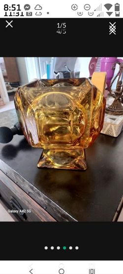 Vintage 1960s Collectible Home Decor! RARE!! AMBER GLASS