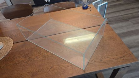 UNS 10.5 Gallon Fish Tank / Aquarium / Critter Tank
