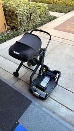 Doona Stroller & Base