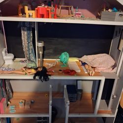 Free Dollhouse 