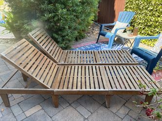 Free lounge chairs