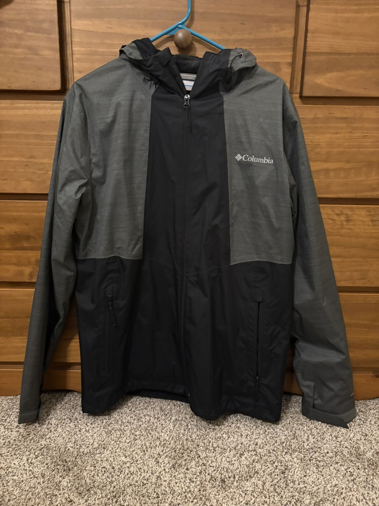 Columbia Light Rain Jacket