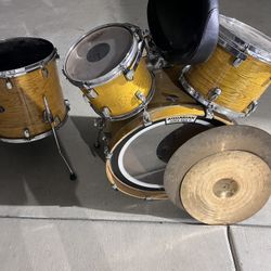 Drum Set 
