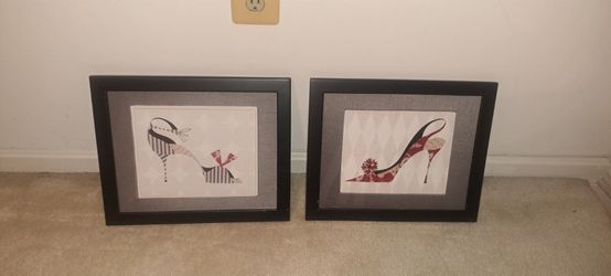 Set of 2 Framed High Heel Art Prints